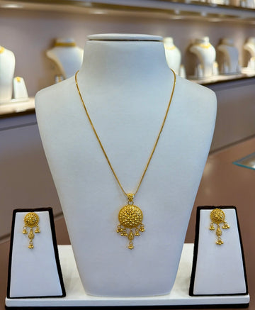 22KT Gold Pendant Set
