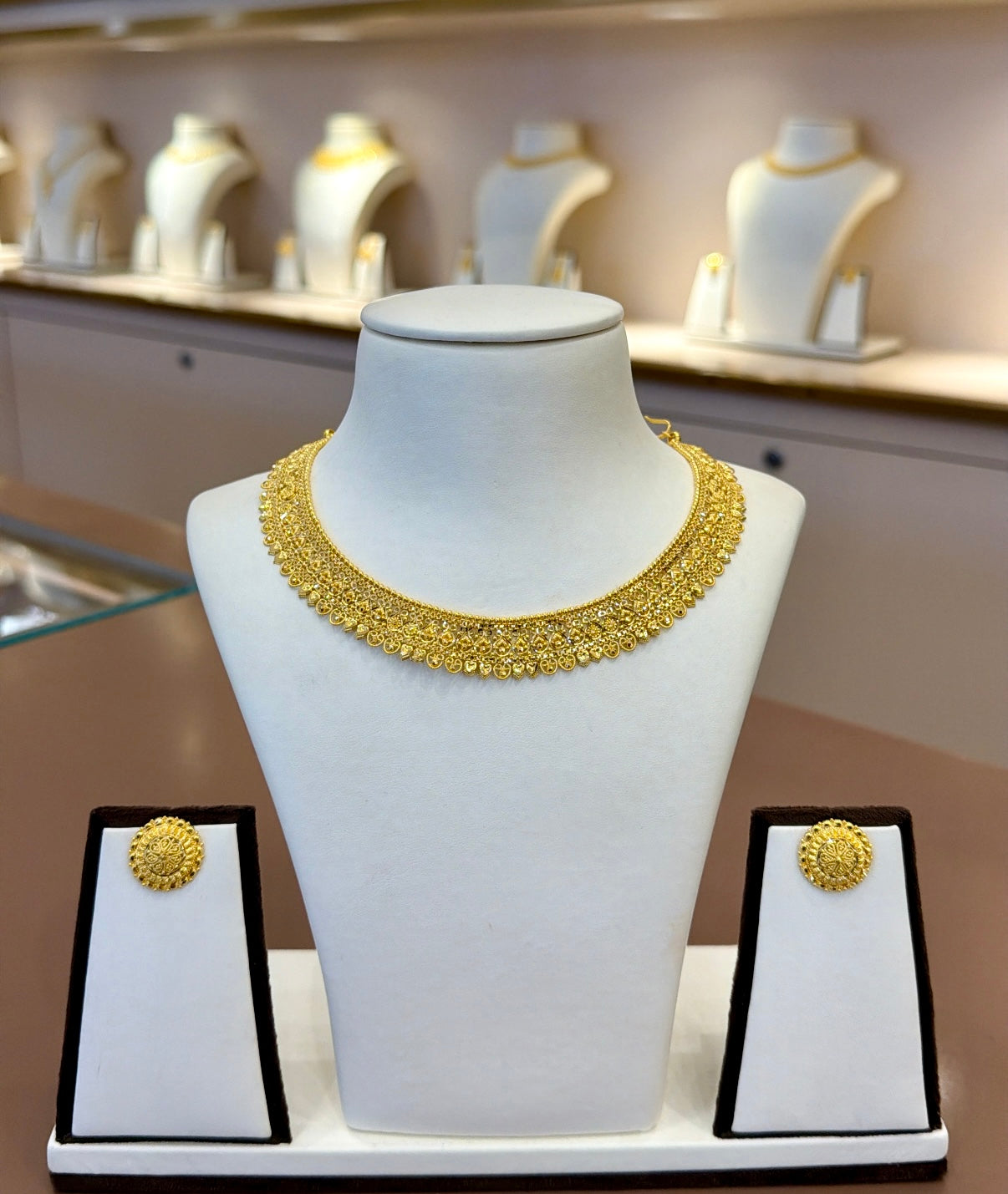 22KT Gold Lightweight Set