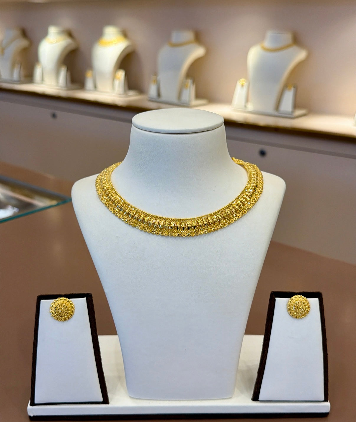 22KT Gold Lightweight Set