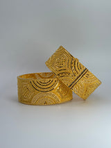 22KT Gold Kangans (sz 2.4)