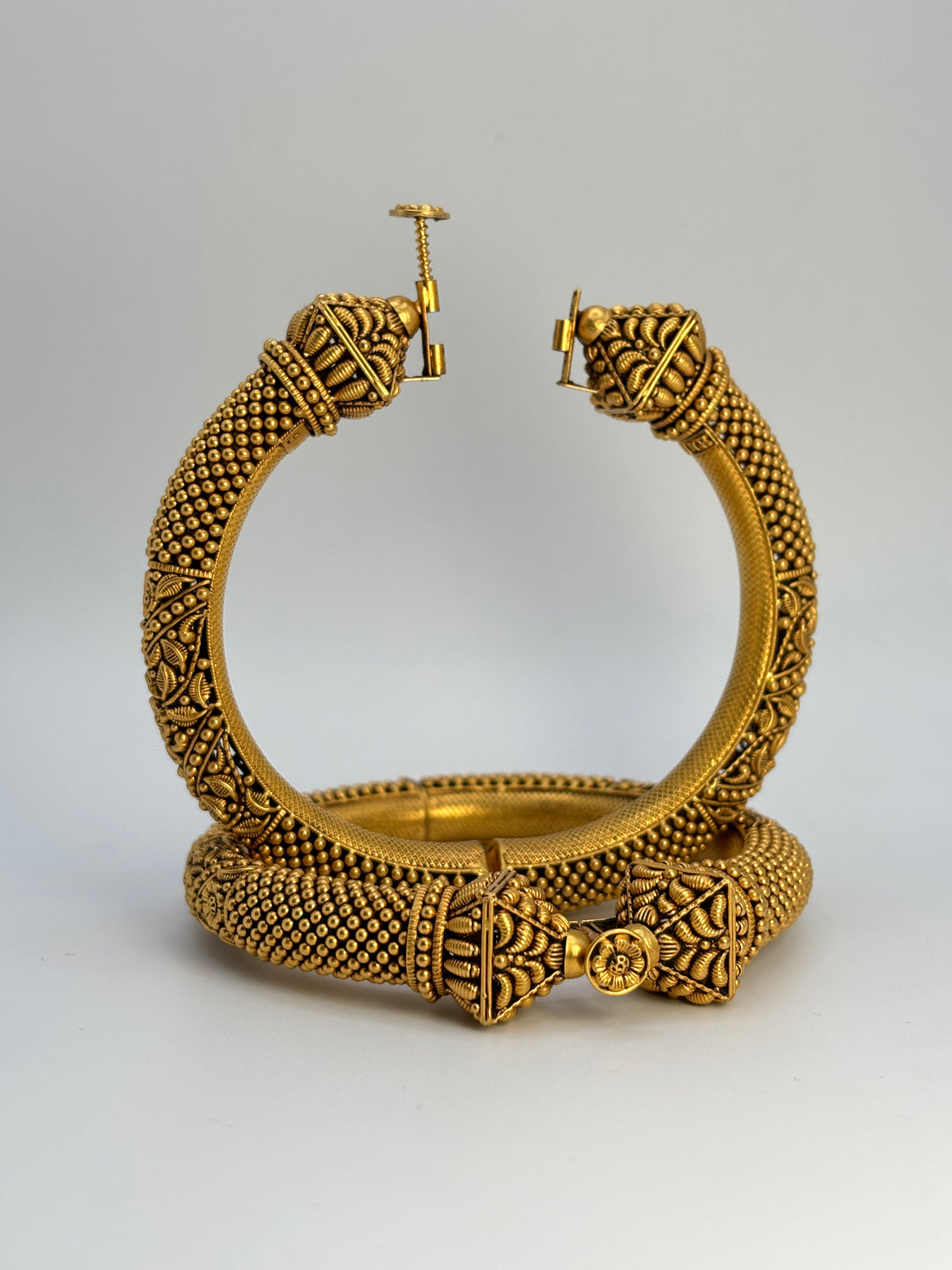 22KT Antique Gold Kangans