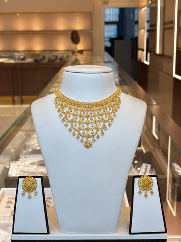 22KT Gold V-Style Collar Set