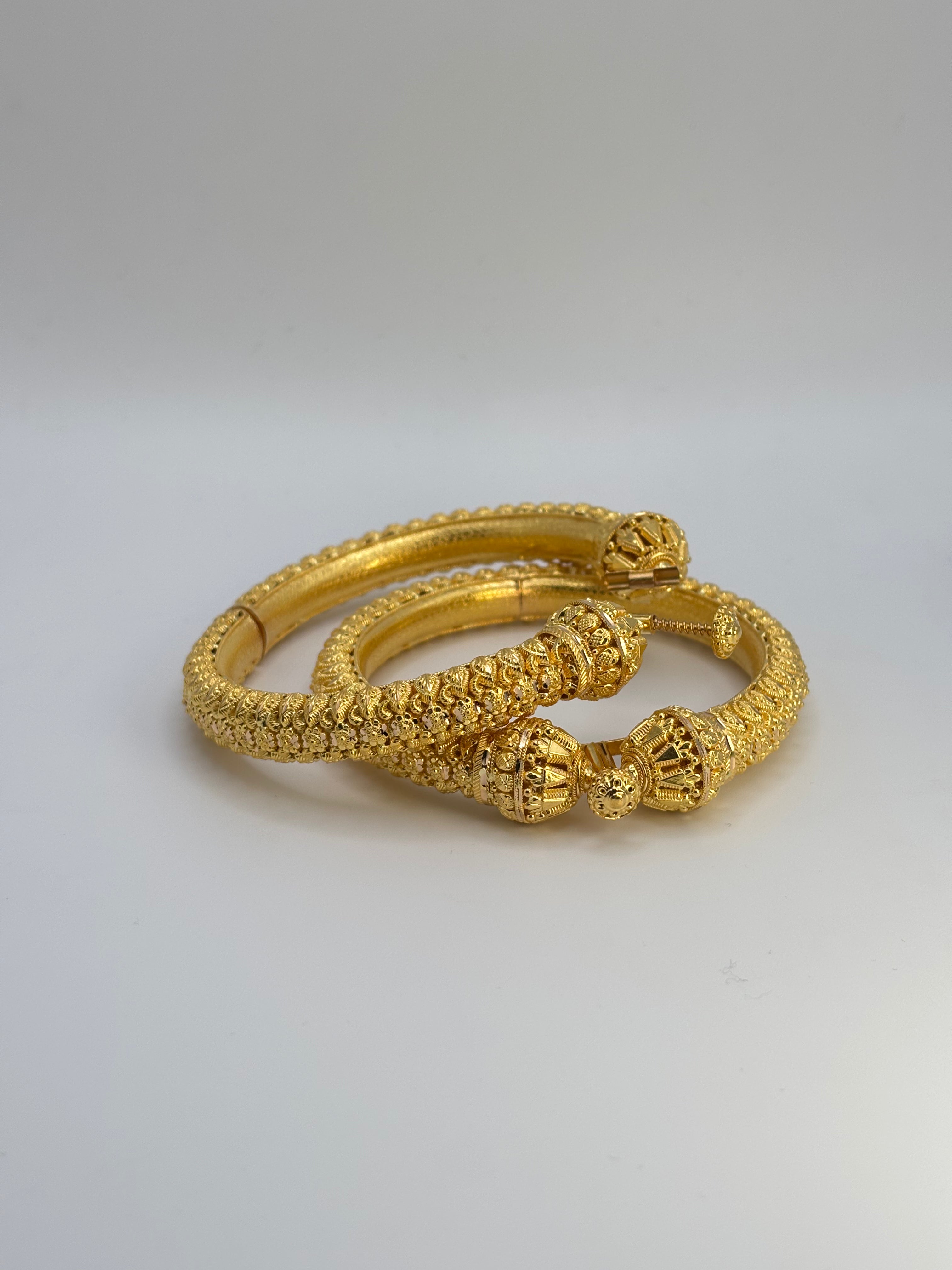 22KT Gold Kangans