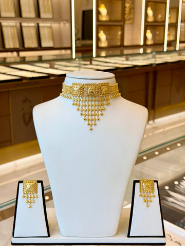 22KT Gold Choker V-Style Set