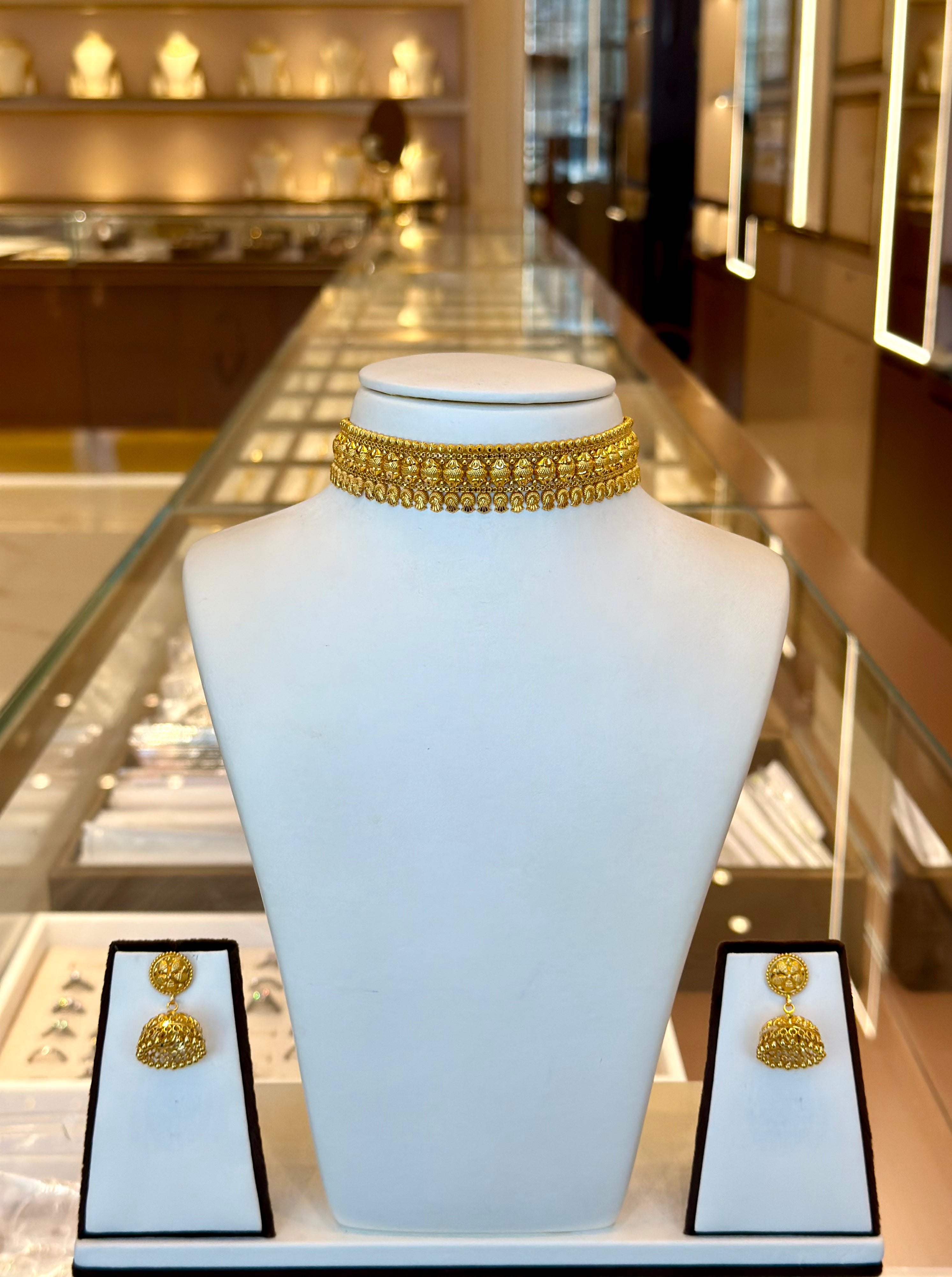 22KT Gold Choker Set