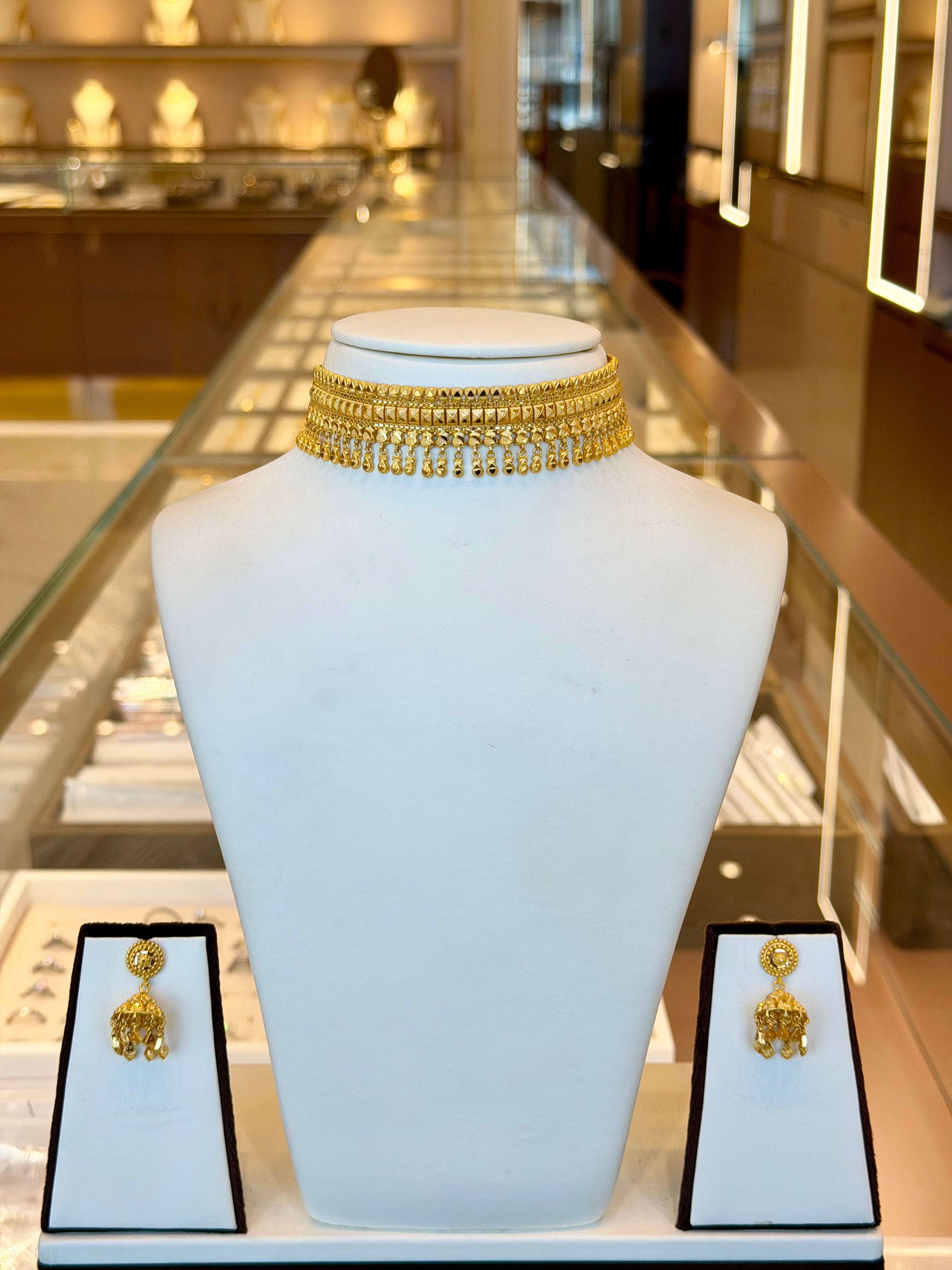 22KT Gold Choker Set