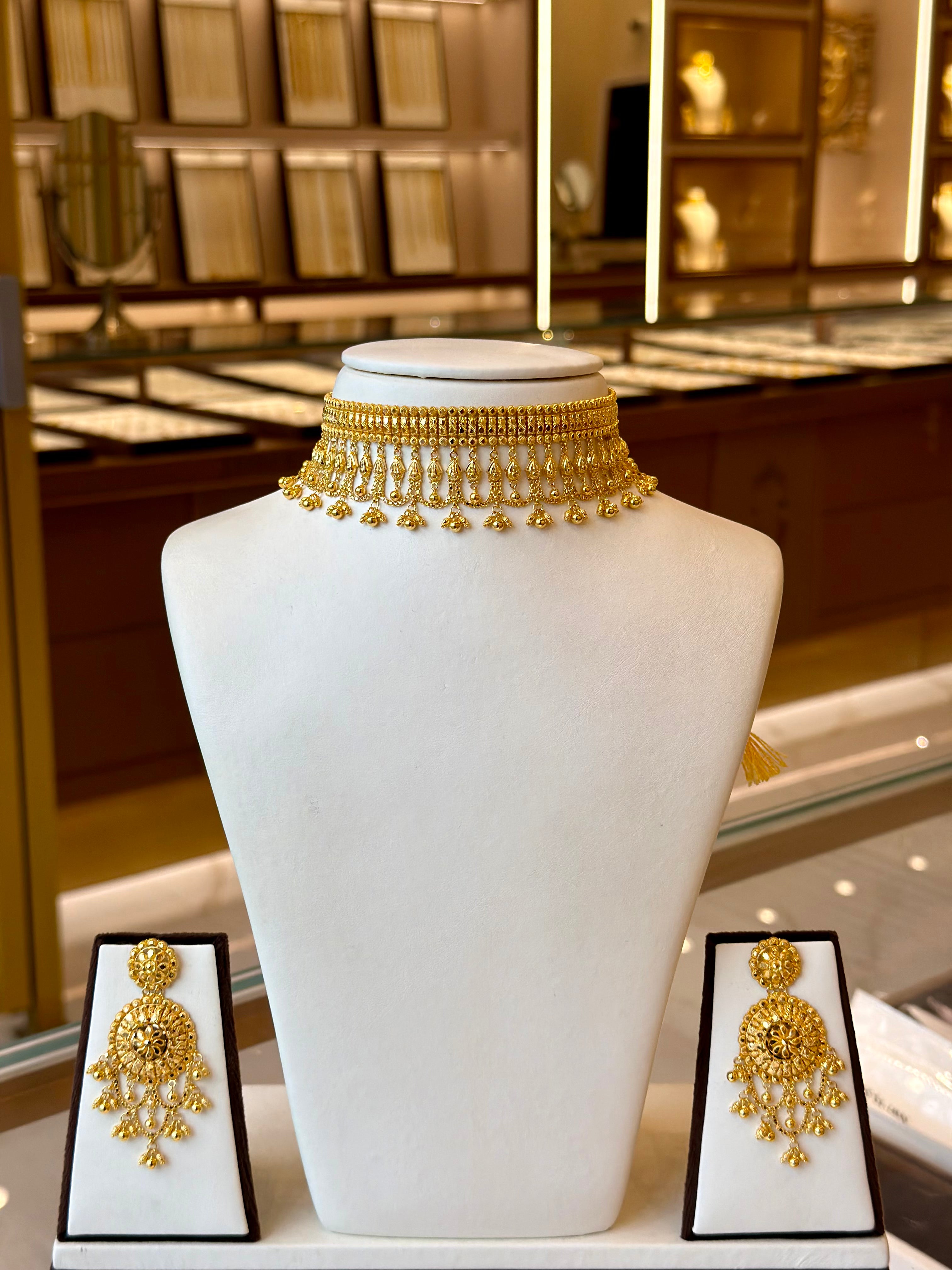 22KT Gold Choker Set