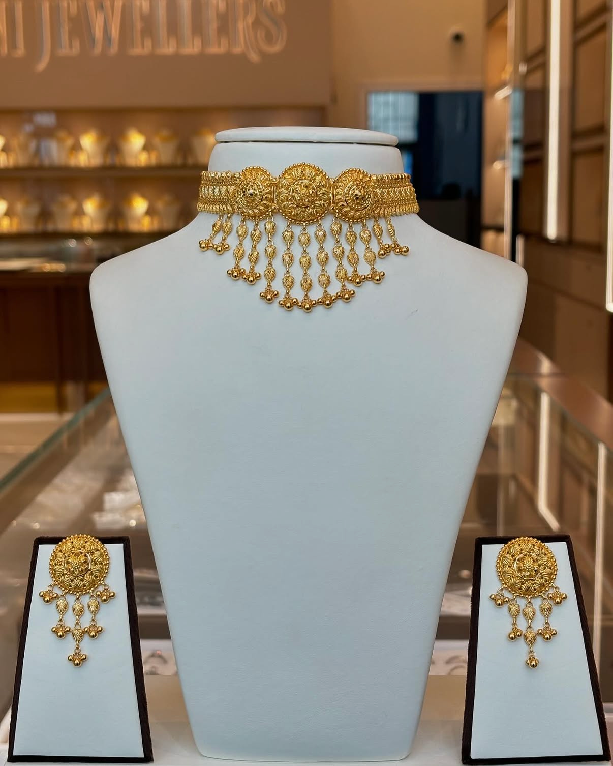 22KT Gold Choker Set