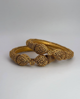 22KT Antique Gold Kangans (sz 2.4)