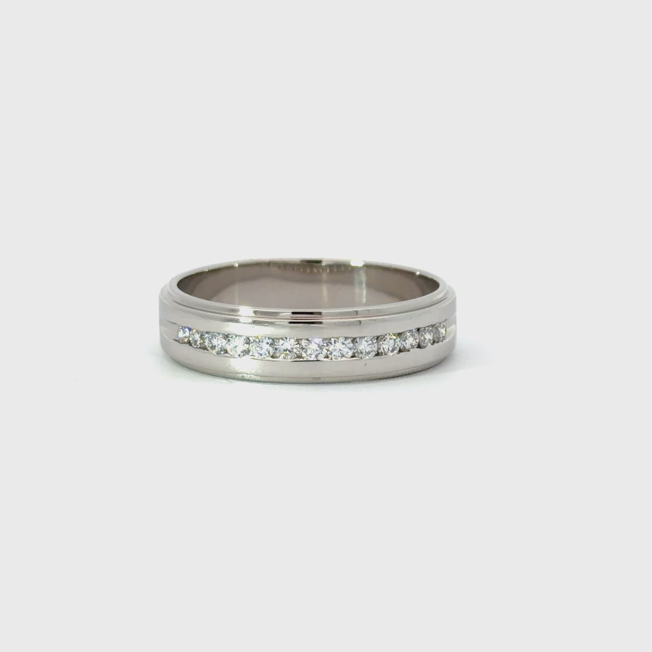 Mens Platinum Diamond Band